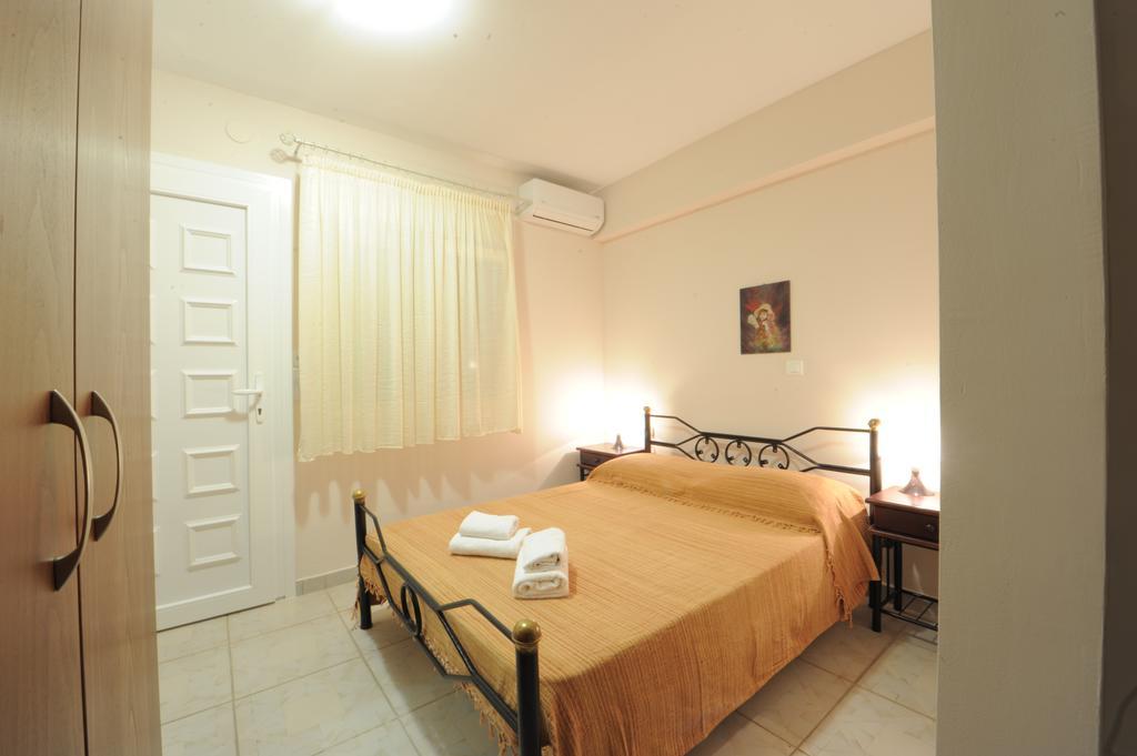 Demi Studios Amoliani Chambre photo